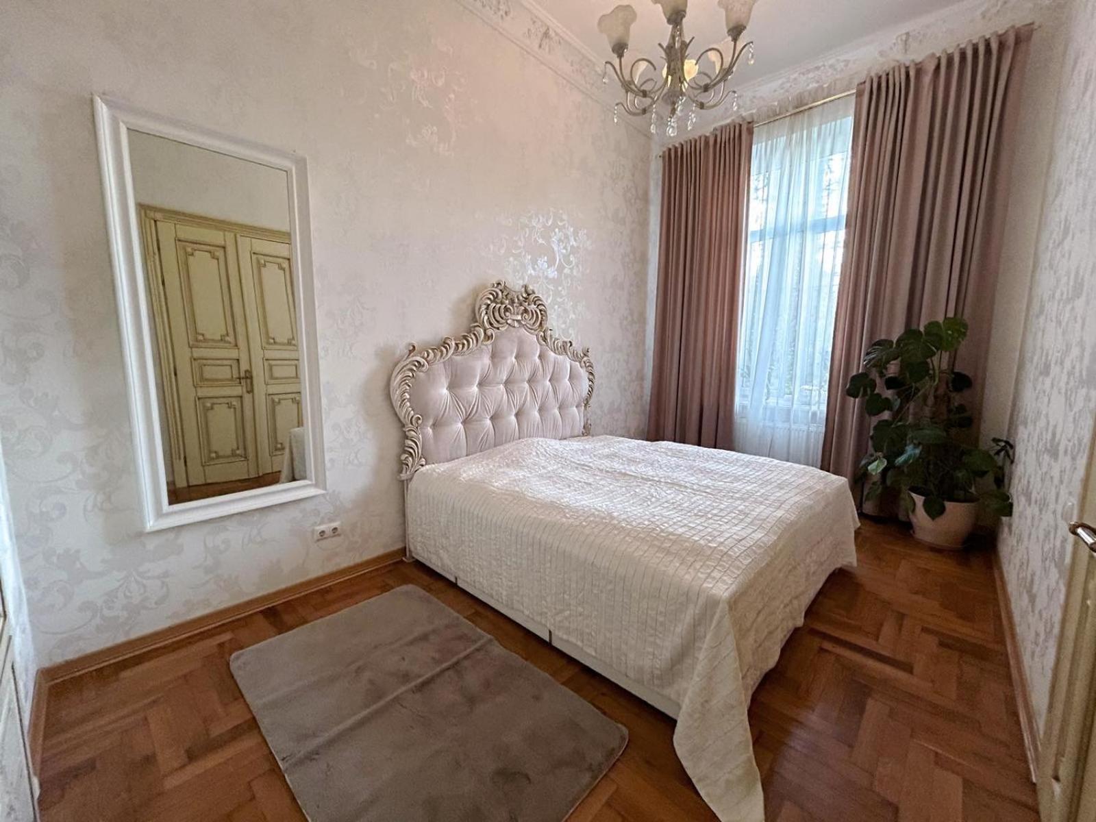 GoldenapartmentLeopoli Esterno foto